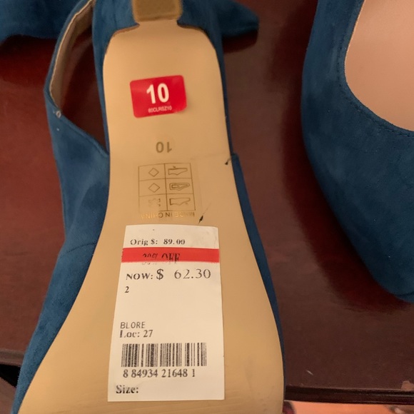 Shoes - Picture 3 of 4